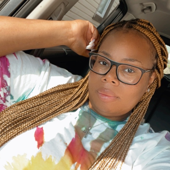 Meet your Posher, Bianca - Picture 1 of 1